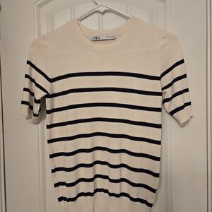 Zara Women's Striped Blouse in Cream and Black
